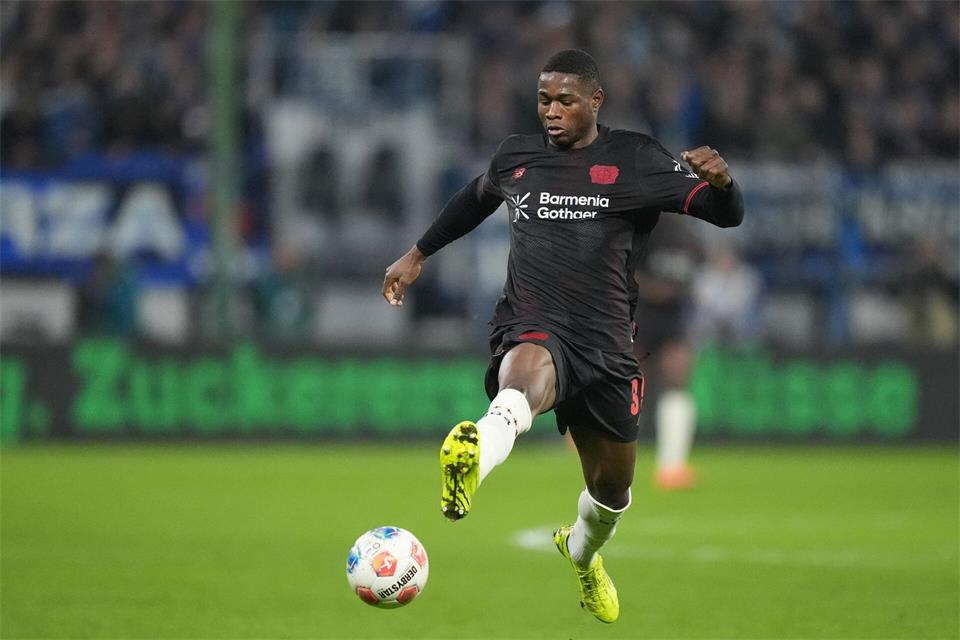 Bayer Leverkusen muss vorerst auf Stürmer Christian Kofane verzichten. (Archivbild) Marcus Brandt/dpa
