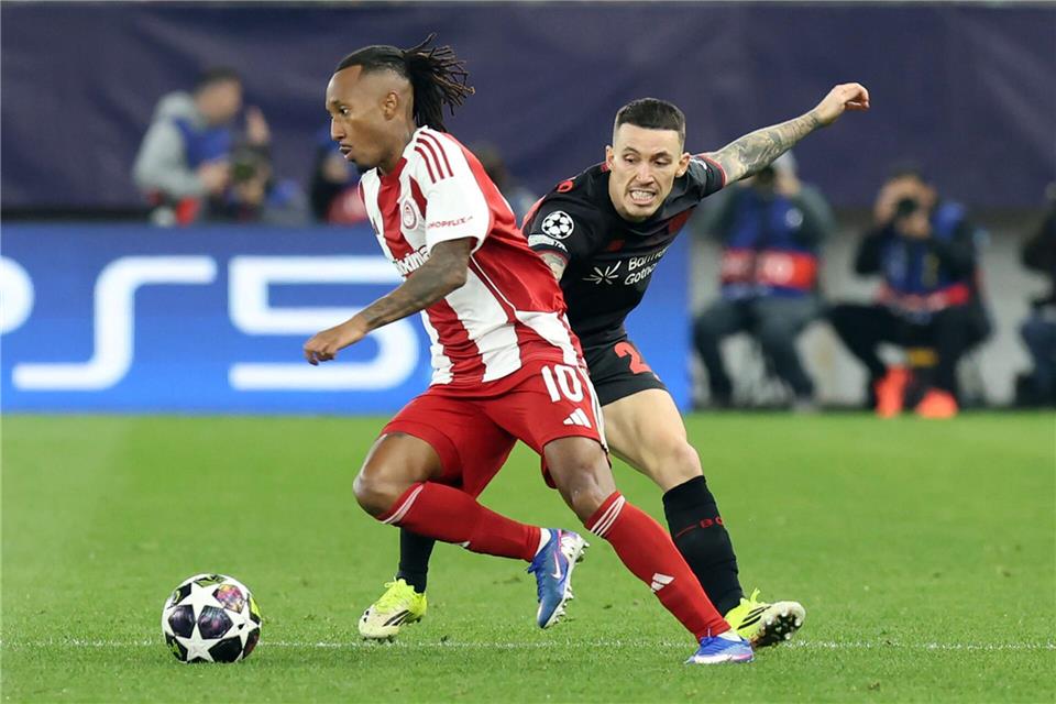 Bayer Leverkusen will im Rückspiel gegen Olympiakos Piräus in Achtelfinale in der Champions League einziehen.Yorgos Karahalis/dpa