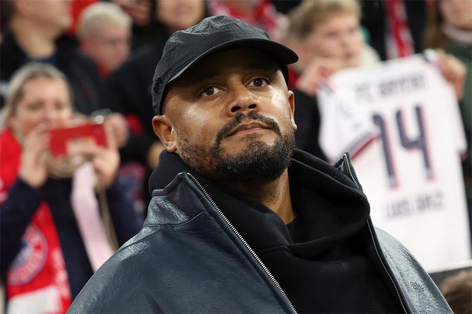 Bayern-Coach Kompany sei etwas kränklich, hieß es.Karl-Josef Hildenbrand/dpa