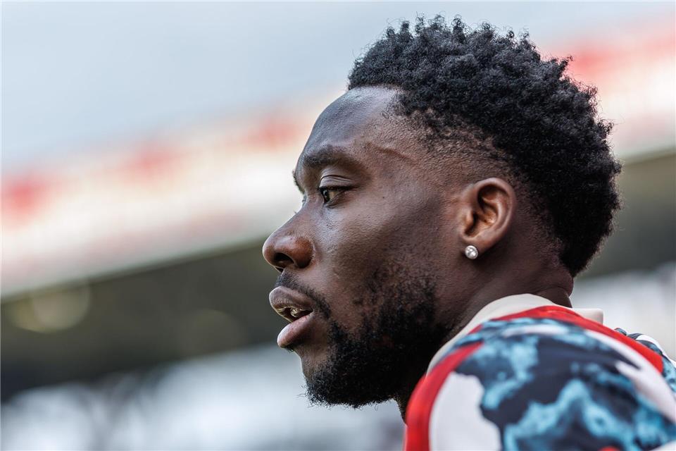 Bayern-Profi Alphonso Davies arbeitet nach einer schweren Knieverletzung am Comeback. (Archivbild)Andreas Gora/dpa