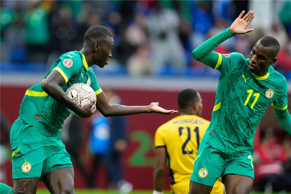 Bayern-Profi Nicolas Jackson (11) gab die Vorlage zum 2:1-Führungstreffer des Senegal.Mosa’ab Elshamy/AP/dpa