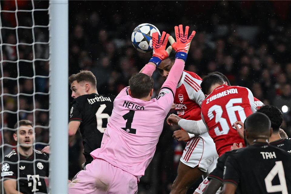 Bayern-Torwart Manuel Neuer kann den Rückstand nicht verhindern. Sven Hoppe/dpa