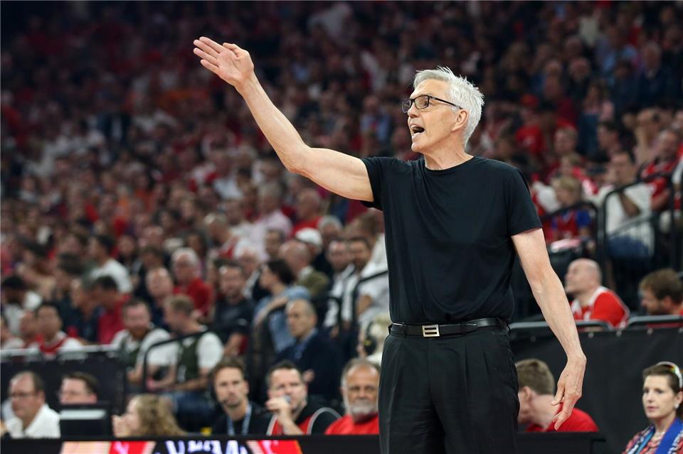 Bayern-Trainer Gordon Herbert gewann mit seinem Team auch bei Paris Basketball. (Archivbild)Matthias Stickel/dpa