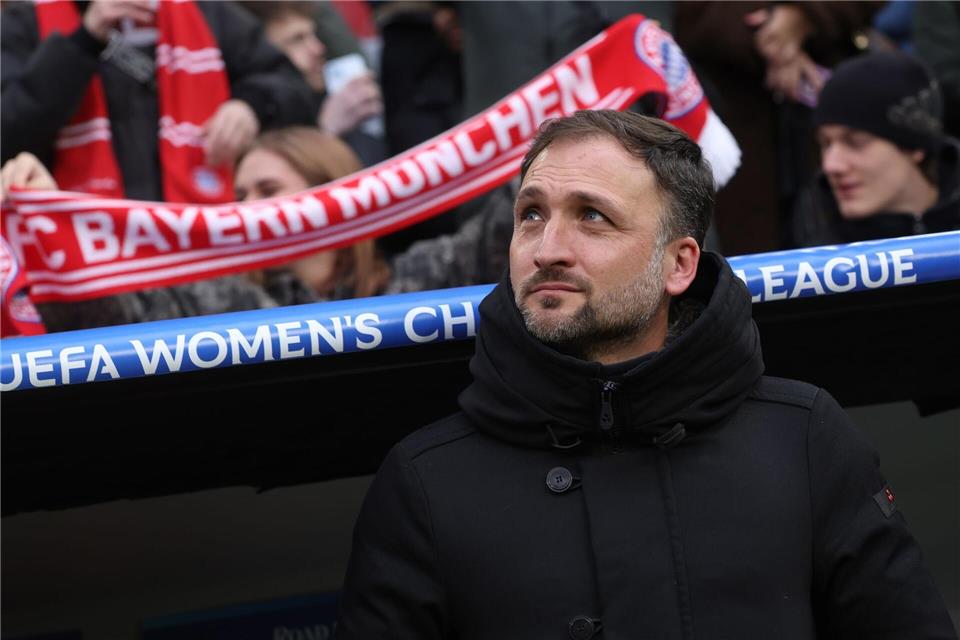 Bayern-Trainer José Barcala vermittelt seinen Spielerinnen Selbstvertrauen.Karl-Josef Hildenbrand/dpa
