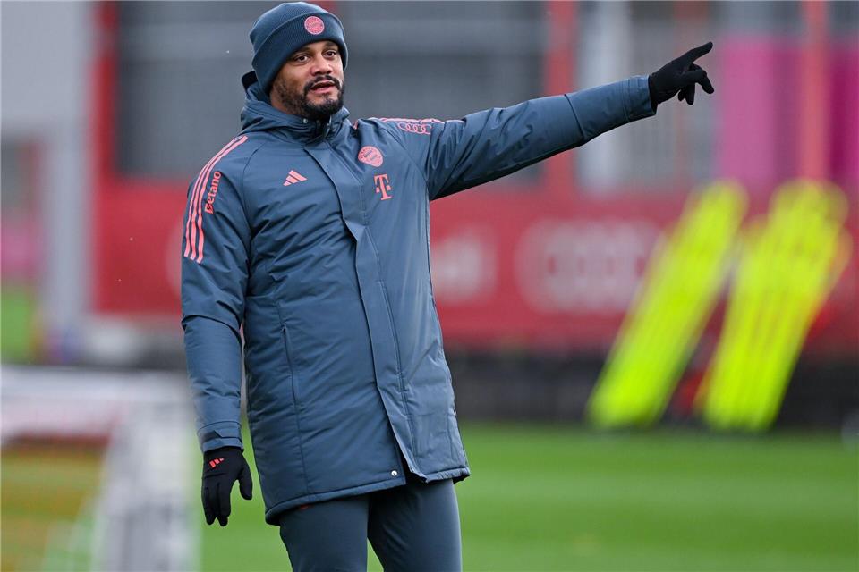 Bayern-Trainer Vincent Kompany geht voller Energie in den Jahresendspurt.Sven Hoppe/dpa