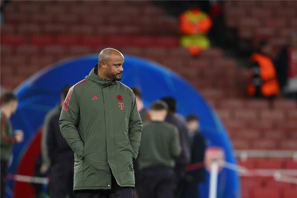 Bayern-Trainer Vincent Kompany warnt vor dem FC St. Pauli. (Archivfoto)Sven Hoppe/dpa