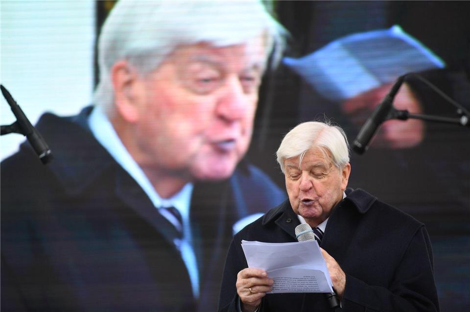 Bayerns Ex-Kultusminister Hans Maier setzte sich während der Corona-Krise für Künstler ein. (Archivbild)Lino Mirgeler/dpa
