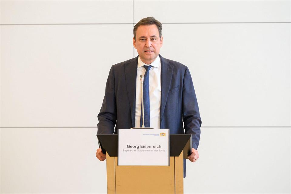Bayerns Justizminister Eisenreich gibt sein Amt ab.Lukas Barth-Tuttas/dpa