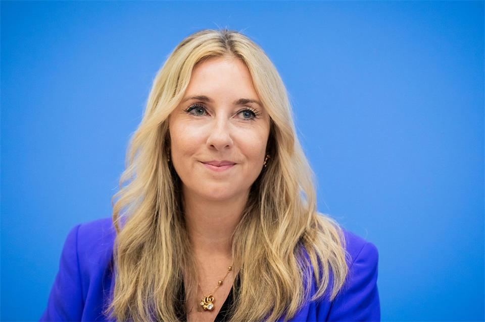Bayerns Schulen sind aus der Sicht von Kultusministerin Anna Stolz gut auf das neue Schuljahr vorbereitet. (Archivbild)Christoph Soeder/dpa