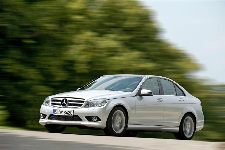 Begehrter Gebrauchtwagen: Die Qualitäten einer gebrauchten C-Klasse haben sich längst rumgesprochen - doch auf eine Sache sollte man vor dem Kauf besonders achten.Mercedes-Benz AG/dpa-tmn