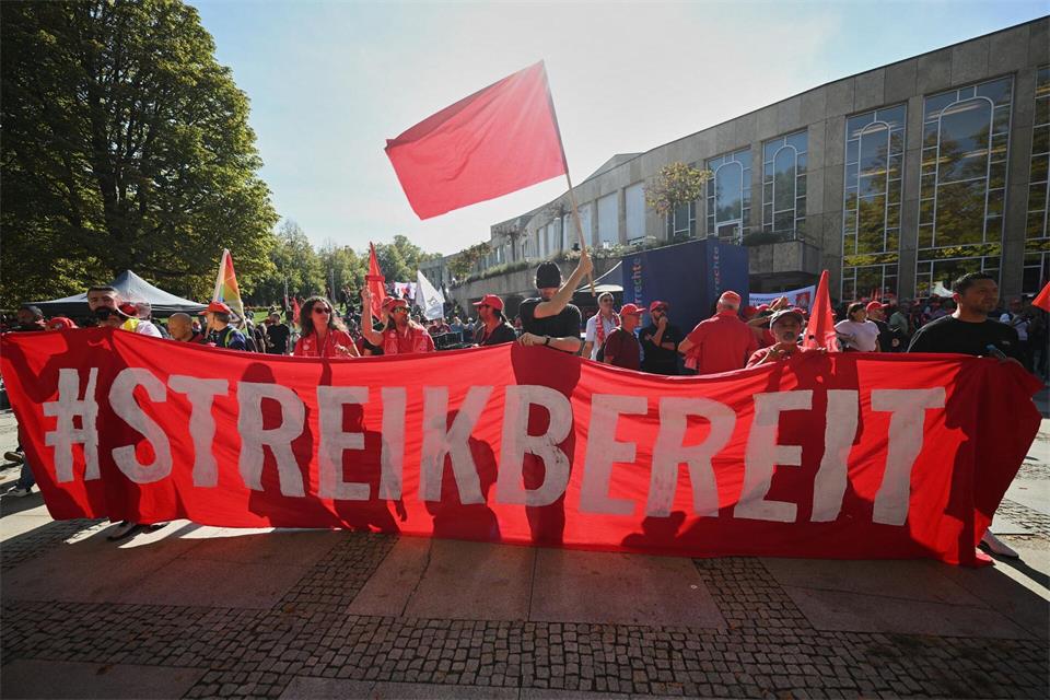 Beginn der Tarifverhandlungen in der Metall- und Elektroindustrie. Marijan Murat/dpa