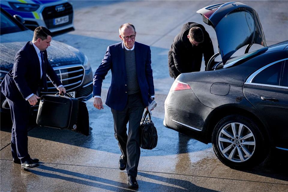 Begleitet wird der Kanzler von einer Wirtschaftsdelegation.Kay Nietfeld/dpa