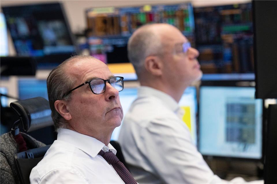 Bei 24.825 Punkten erreicht der Dax im Handelsverlauf ein Rekordhoch.Boris Roessler/dpa