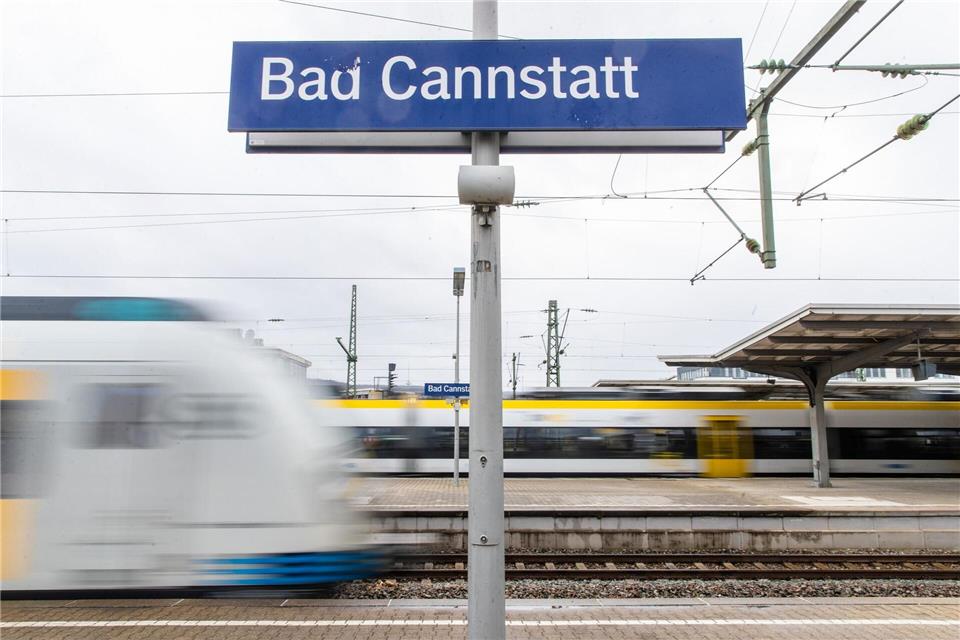 Bei Bad Cannstatt ist es am späten Nachmittag zu einer Signalstörung gekommen. (Symbolbild)Christoph Schmidt/dpa