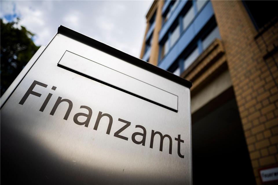 Bei Betriebsprüfungen von Finanzbeamten soll es künftig in Thüringen zu weniger Konfrontation kommen picture alliance/dpa