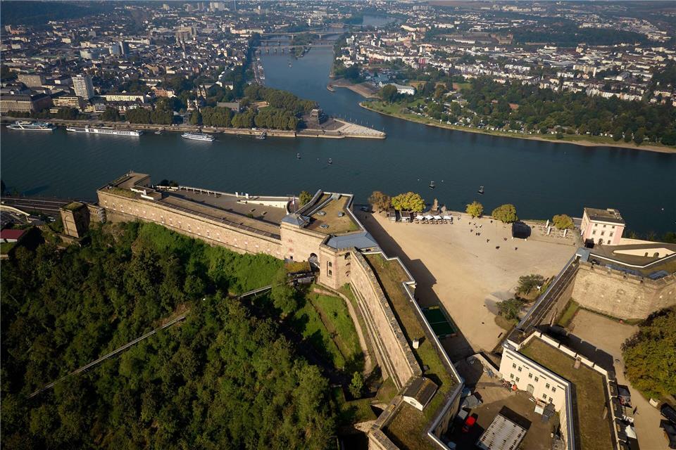 Bei Koblenz wacht sie über Stadt und Fluss: Festung Ehrenbreitstein.Thomas Frey/dpa/dpa-tmn