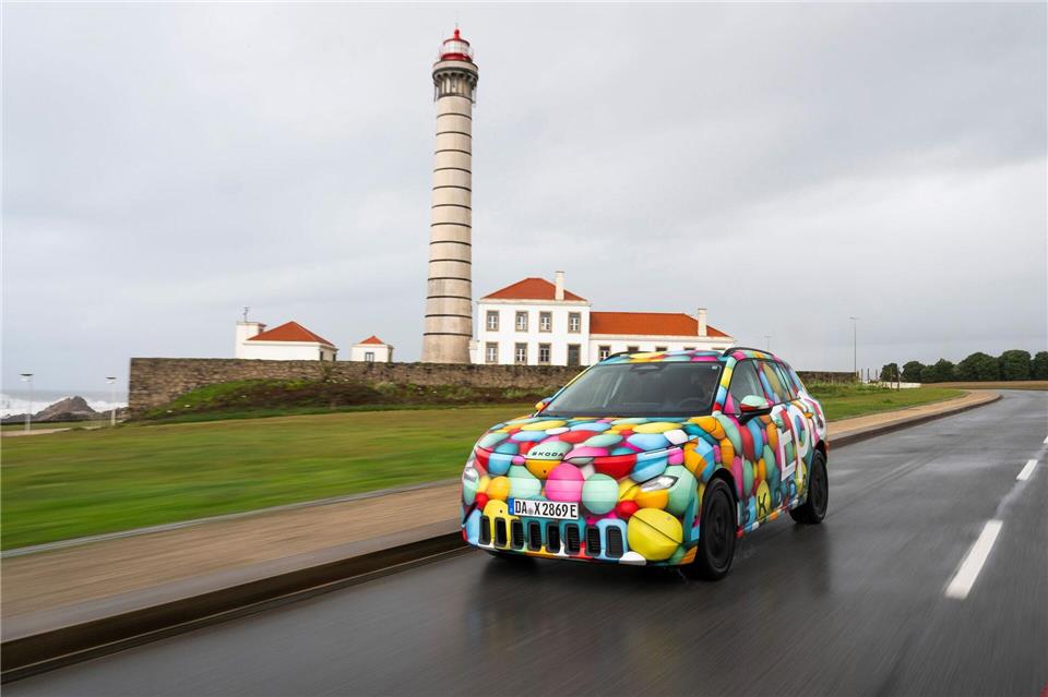 Bei Skoda gehört das „q“ aktuell zum Namen dazu. Hier der elektrische Skoda Epiq, der ab Mai 2026 bestellbar ist. ·koda Auto/dpa-tmn