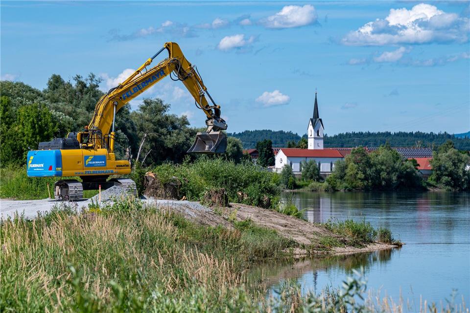 Bei Straubing wurde der Donauausbau bereits gestartet. (Archivbild)Armin Weigel/dpa