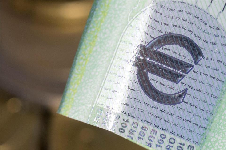 Bei Tagesgeldkonten locken wieder höhere Zinssätze – doch oft gelten sie nur auf Zeit.picture alliance/dpa