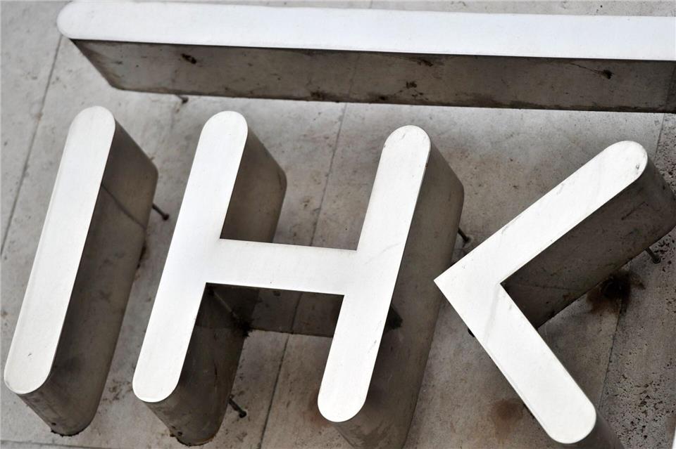 Bei Unternehmen aus der Lausitz ist die Hoffnung auf eine Trendwende in der wirtschaftlichen Entwicklung bisher ausgeblieben (Symbolbild).  Hendrik Schmidt/dpa-Zentralbild/dpa