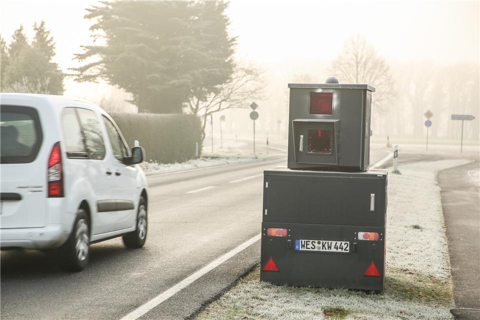 Bei allen vier Blitzer-Anhängern ist eine Hauptuntersuchung fällig. Hier ein Archivfoto.