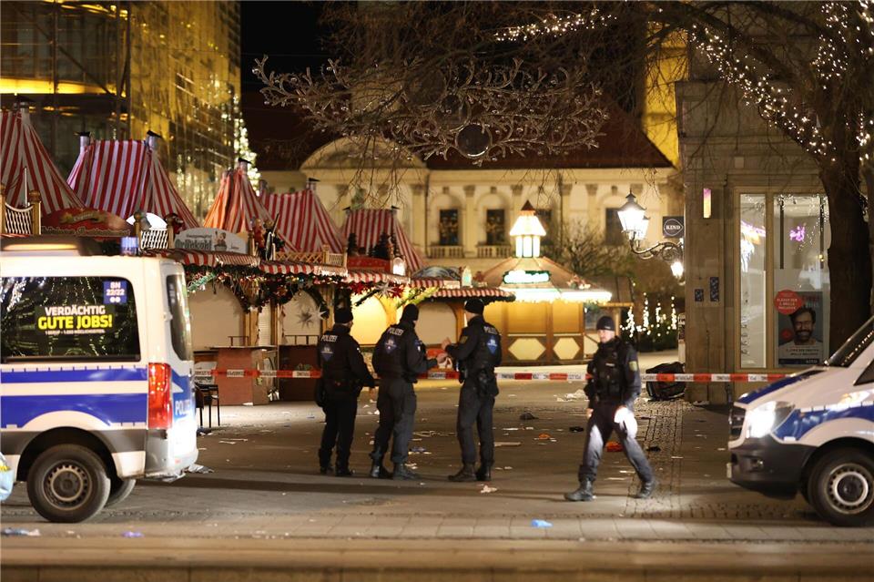 Bei dem Anschlag wurden sechs Menschen getötet und über 300 weitere verletzt. (Archivbild)Matthias Bein/dpa