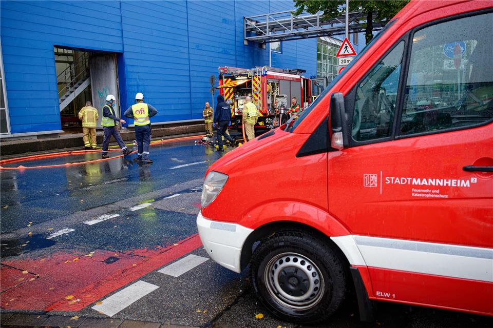 Bei dem Brand wurde niemand verletzt. Die Schadenshöhe ist laut Feuerwehr noch unklar. Uwe Anspach/dpa