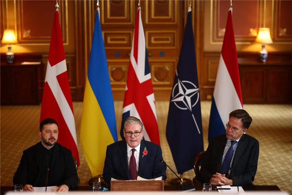 Koalition der Willigen müht sich in London um Fortschritte Bei dem Treffen in London ging es auch darum, wie die Ukraine durch den erwarteten schweren Kriegswinter kommen kann.Henry Nicholls/Pool AFP/AP/dpa