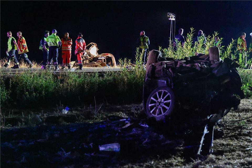 Bei dem Unfall sind drei Frauen ums Leben gekommen. Daniel Löb/dpa
