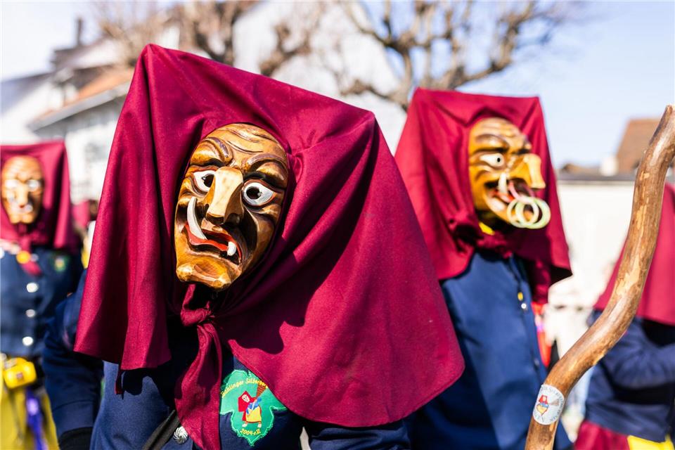Bei dem bunten Treiben kam es zu mehreren gewalttätigen Vorfällen. (Archivbild)Philipp von Ditfurth/dpa
