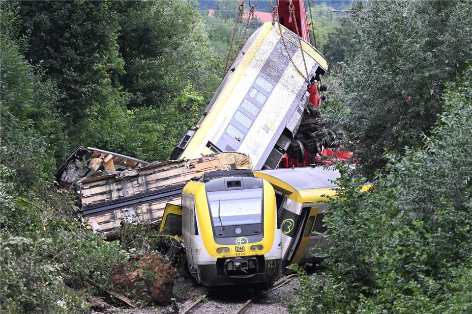 Bei dem tödlichen Zugunfall waren Ende Juli drei Menschen getötet und Dutzende verletzt worden. (Archivbild)Bernd Weißbrod/dpa