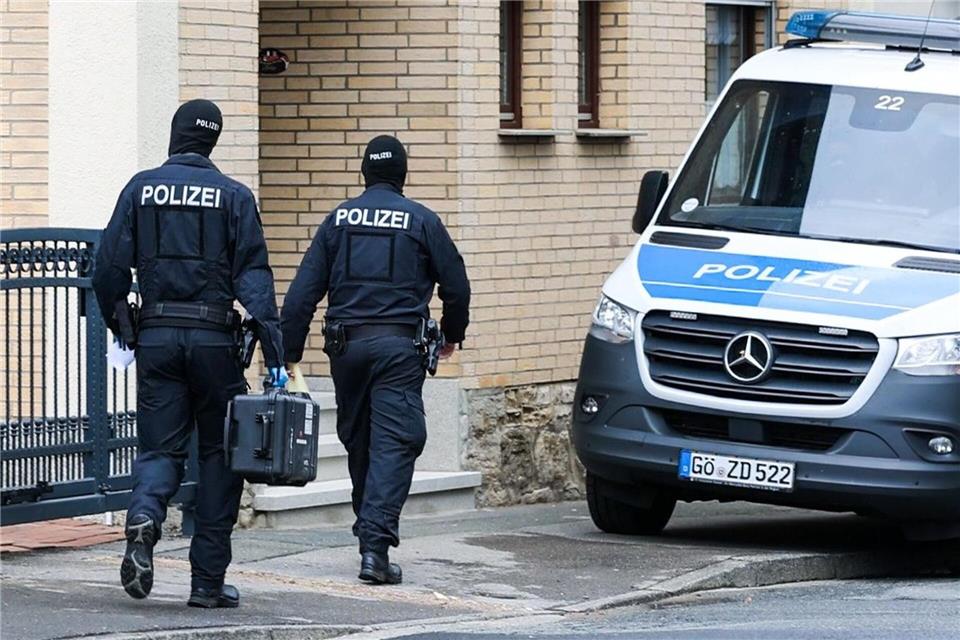 Bei den Durchsuchungen waren Spezialkräfte der Polizei im Einsatz.--/dpa