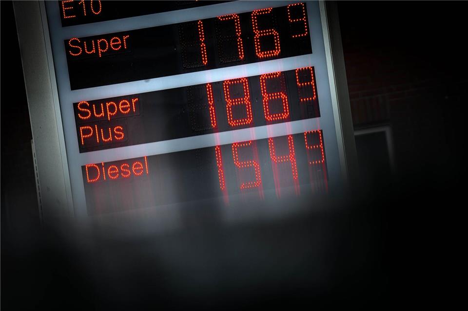 Inflation lässt nach - aber weiter über zwei Prozent  Bei den Energiepreisen gab es zuletzt etwas Entspannung im Vergleich zum Vorjahr. (Symbolbild)Sina Schuldt/dpa