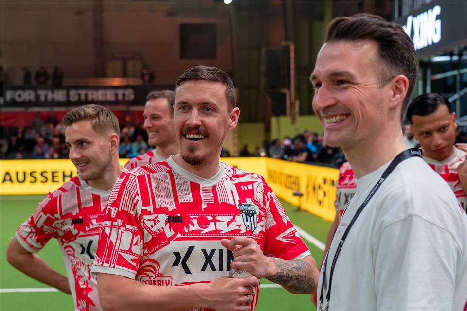 Bei der Baller League steht auch Max Kruse manchmal auf dem Kunstrasen.Soeren Stache/dpa