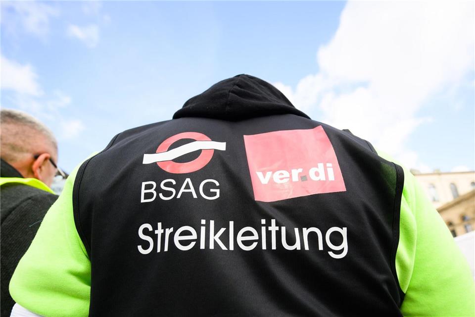 Bei der Bremer Straßenbahn-AG (BSAG) ruft Verdi am Montag zum Warnstreik. (Archivfoto)Julian Stratenschulte/dpa