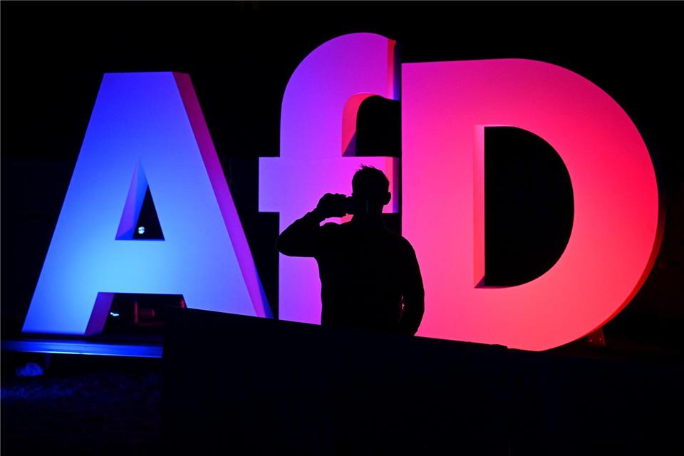 Bei der Bundestagswahl in Sachsen deutet sich ein klarer Sieg der AfD an.Julian Stratenschulte/dpa