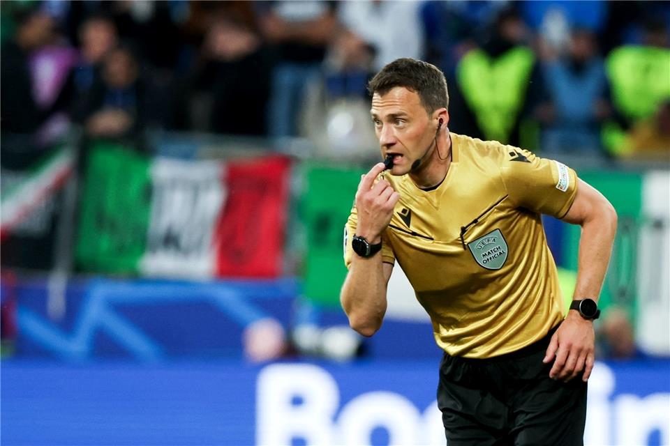 Bei der EM sind mit Felix Zwayer (Foto) und Daniel Siebert auch zwei deutsche Referees im Einsatz.