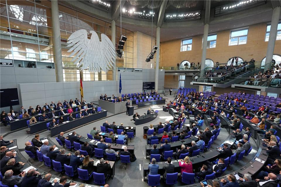 Bei der Generaldebatte wird es voll im Parlament. Michael Kappeler/dpa