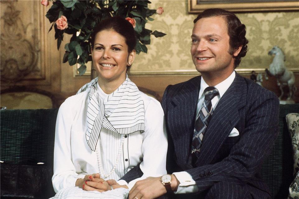 Bei der Verlobung der beiden spricht Silvia nur gebrochen Schwedisch - begeistert aber mit ihrem sanften Charme die Schweden. (Archivbild)Horst Ossinger/dpa