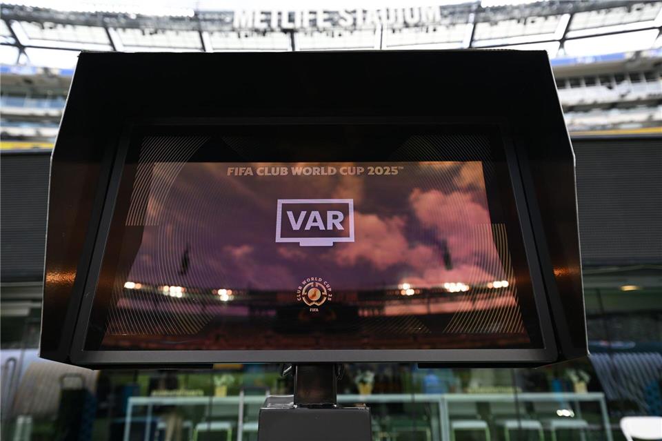 Bei der WM hat der Video-Assistent größere Befugnisse. (Archivbild)Sven Hoppe/dpa