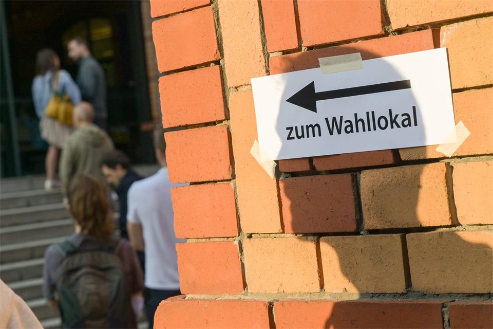 Bei der Wahl zum Abgeordnetenhaus entscheidet sich, wer Berlin künftig regiert. (Archivbild) Sebastian Gollnow/Deutsche Presse-Agentur GmbH/dpa