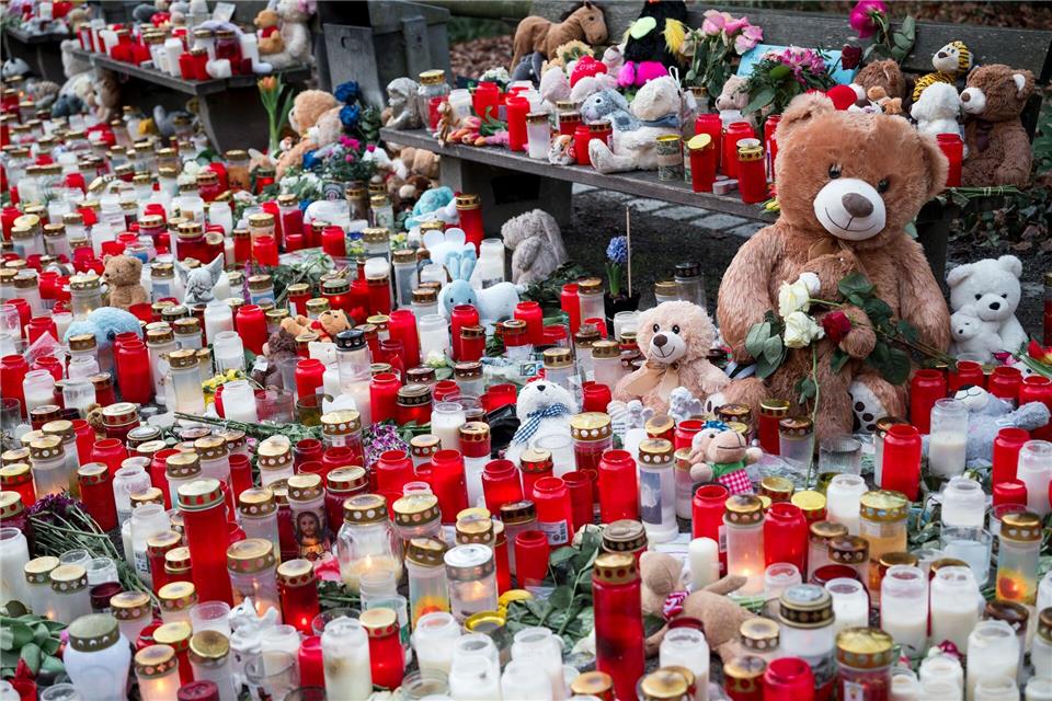 Bei einem Messerangriff in Aschaffenburg waren am 22. Januar ein zweijähriger Junge und ein Mann getötet sowie zwei weitere Menschen schwer verletzt worden. (Archivbild)Daniel Vogl/dpa