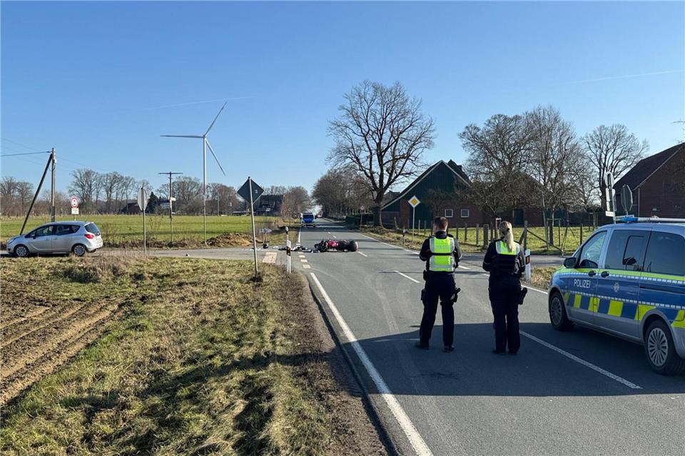 Bei einem Unfall am Sonntagmittag wurde ein Mann schwer verletzt.