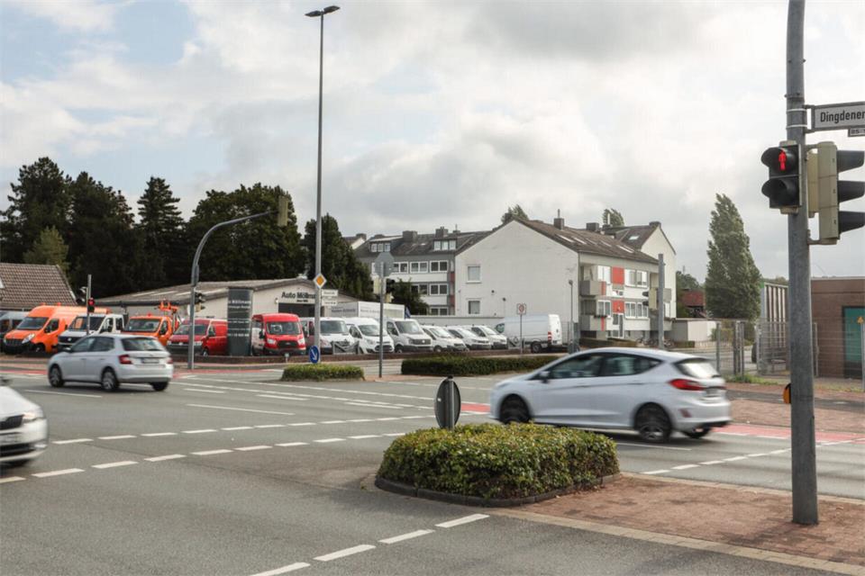 Bei einer Autokontrolle an der Kreuzung von Dingdener Straße und Donaustraße wurde der 33-jährige Moerser erwischt.