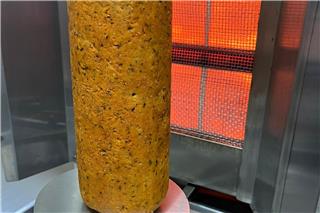 Bei ihrem Döner setzen die Start-up-Unternehmer auf rein pflanzliche, allergenfreie Zutaten.