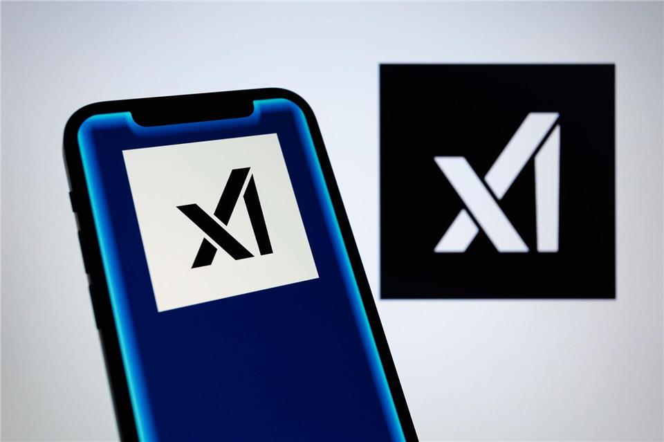 Bei xAI wurde der Chatbot Grok entwickelt, der unter anderem über die Online-Plattform X verfügbar ist. (Symbolbild)Andre M. Chang/ZUMA Press Wire/dpa