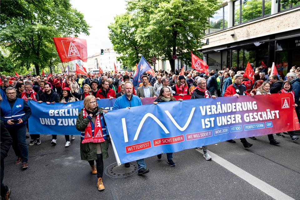 Beim Automobilzulieferer IAV ist die Schließung des Berliner Standorts abgewendet. (Archivbild)Fabian Sommer/dpa