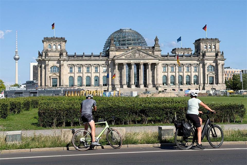 Beim Bundestagswahlkampf 2021 haben die Parteien rechtswidrig Nutzerprofile online ausgewertet. (Archivfoto)Julian Degler/dpa