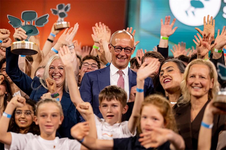 Beim Deutschen Schulpreis gab es für Merz endlich mal positive Impulse. (Archivfoto)Fabian Sommer/dpa