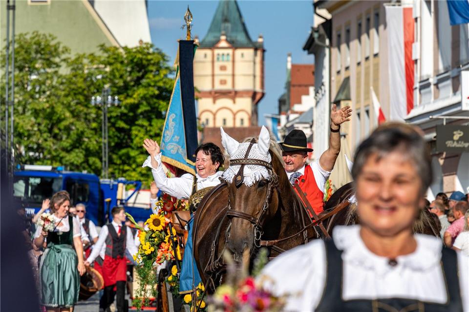 Beim Gäubodenvolksfest werden bis zum 17. August um die 1,3 Millionen Besucherinnen und Besucher erwartet.Armin Weigel/dpa